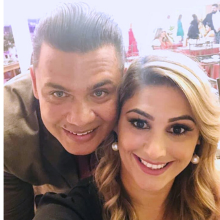 Casal Bispo Robson Allan e Bispa Rosicler Raquel